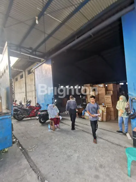 GUDANG CIKARANG JALAN RAYA INDUSTRI PASIR GOMBONG 1000M2