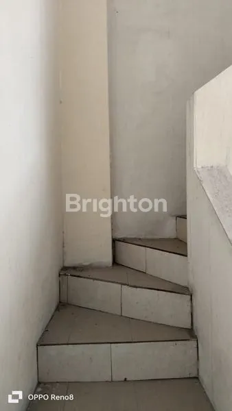 image RUKO SIAP PAKAI RAYA MANYAR (1)