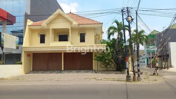 Gambar Property RUKO JALAN RAYA GAYUNGSARI DEKAT KETINTANG