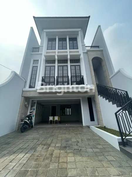 image RUMAH BRAND NEW STRATEGIS DEKAT CBD SIMATUPANG JERUK PURUT JAKARTA SELATAN (1)
