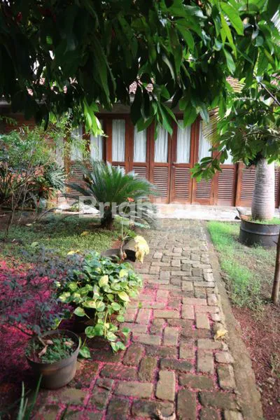 image RUMAH SANGAT TERAWAT DAERAH PONDOK CABE (5)