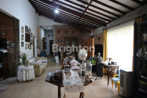 image RUMAH SANGAT TERAWAT DAERAH PONDOK CABE (6)