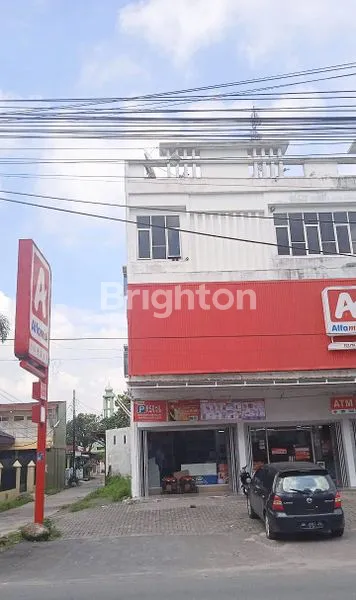 image RUKO INTI KOTA JL PELITA 1 DEPAN ALFAMIDI 2 MENIT KE  JL SUTOMO UJUNG (4)