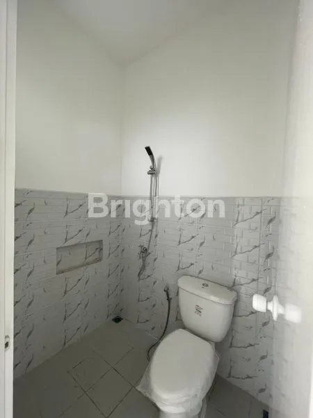 image RUMAH BARU GRESS MURAH BERHADIAH MOTOR LISTRIK DI DEKAT EXIT TOL KOTA MALANG (8)