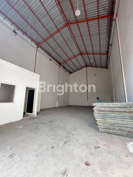 image GUDANG BARU DAN SIAP PAKAI DI WIGUNA NUGRAHA INDAH SURABAYA DEKAT KALIJUDAN  (2)