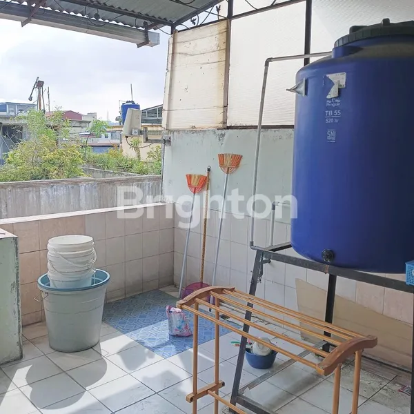 image RUKO STRATEGIS SIAP HUNI PANJANG 20 METER 1 MENIT KE JL KAPTEN SUMARSONO & 5 MENIT KE JL AMIR HAMZAH (6)