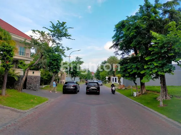 image KAVLING SIAP BANGUN DI GRAHA FAMILI, KAWASAN HUNIAN PREMIUM DAN TERBAIK DI SURABAYA BARAT (3)