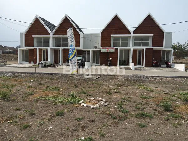 image HANYA DENGAN 5 JUTA SAJA, DAPAT RUMAH RASA SURABAYA. PERUMAHAN TERBAIK LOKASI BARATNYA SURABAYA. (1)