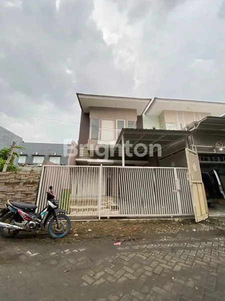image RUMAH GRAHA SUKOLILO REGENCY DEKAT EASTERN PARK GRAND EASTERN SUKOLILO DIAN REGENCY PAKUWON CITY MERR OERR (1)