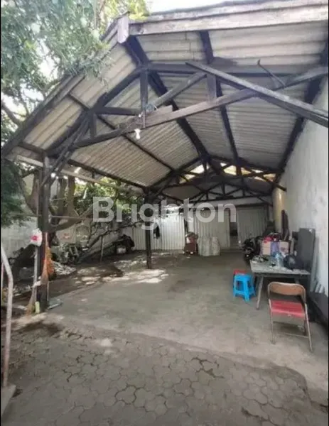 image GUDANG BONUS RUMAH STRATEGIS RAYA KENJERAN DEKAT KEDUNG COWEK (2)