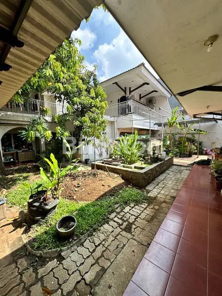 image RUMAH STRATEGIS 1.5 LT DI JL KUPANG INDAH SURABAYA BARAT (2)