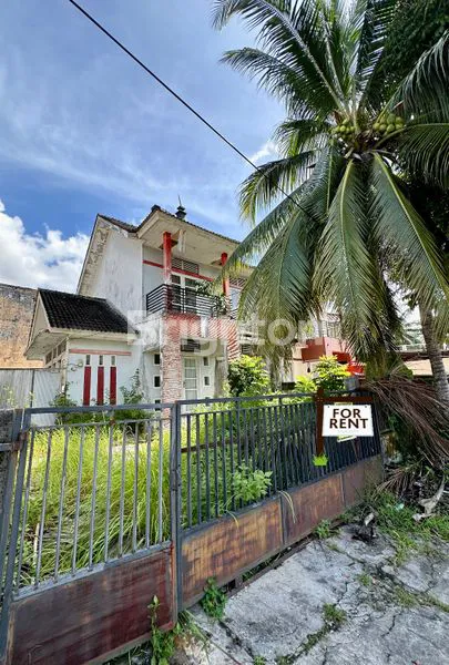 image SEWA RUMAH PINGGIR JALAN UTAMA WIKA (1)