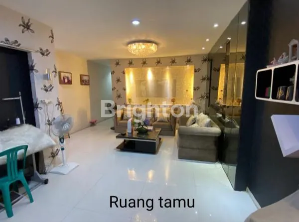 image RUMAH JELAMBAR SIAP HUNI 4.5 LANTAI (1)