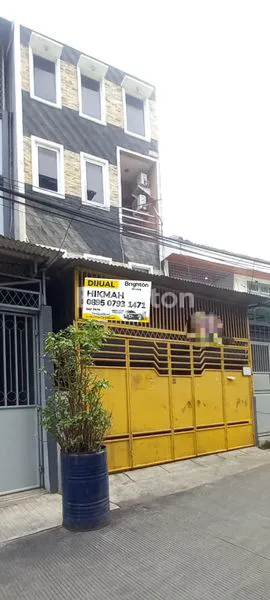 image RUMAH JELAMBAR SIAP HUNI 4.5 LANTAI (7)