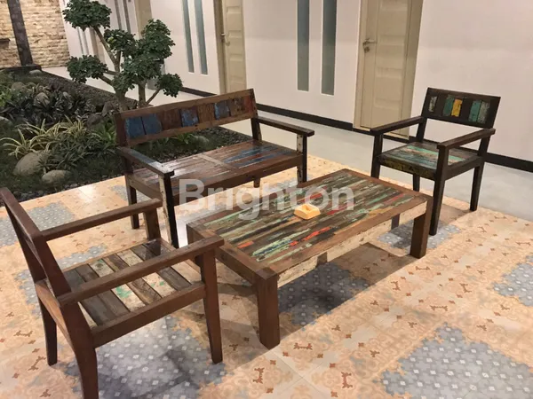 image KOST ELITE 3 LANTAI LOKASI PUSAT KOTA DEKAT PANTAI KUTA, SUNSET ROAD (3)