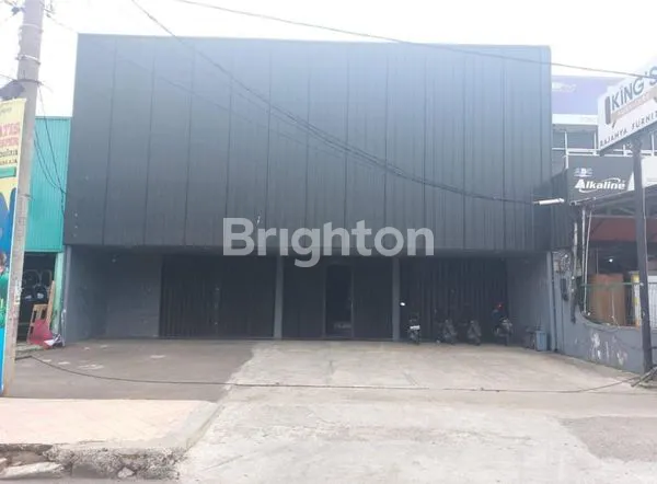 image RUKO TEMPAT USAHA SIAP PAKAI ,LOKASI STRATEGIS ,PINGGIR JALAN UTAMA. (1)