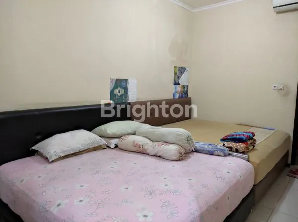 image RUMAH USAHA DI JL RAYA WIGUNA SURABAYA (3)