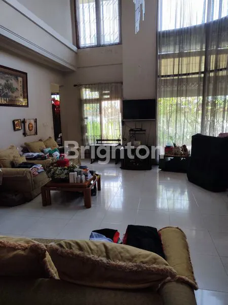 image RUMAH HOOK SIAP HUNI SIMPANG DARMO PERMAI SELATAN (4)