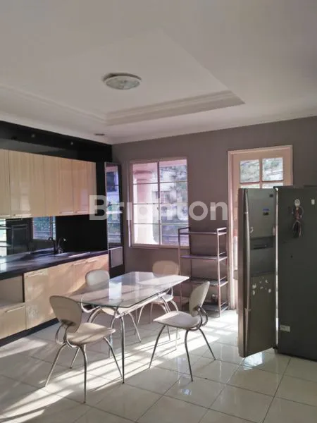 image RUMAH HOEK CLUSTER GADING GRANDE KELAPA GADING (3 LANTAI) NEGO SAMPAI DEAL!!! (3)