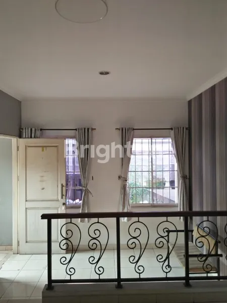 image RUMAH HOEK CLUSTER GADING GRANDE KELAPA GADING (3 LANTAI) NEGO SAMPAI DEAL!!! (8)