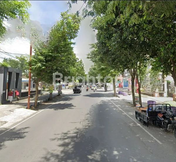 image RUKO 2 PINTU LEBAR 12,5 METER DI PUSAT KOTA PARE (3)