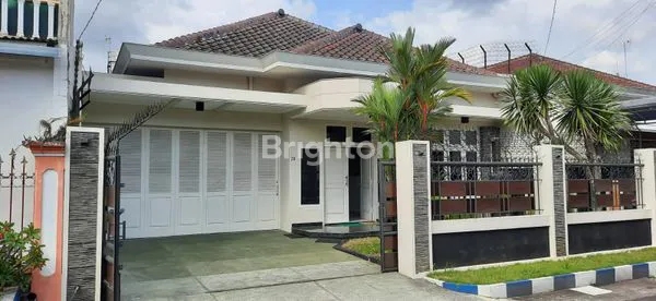 image RUMAH TERAWAT, BAGUS, SIAP HUNI (1)