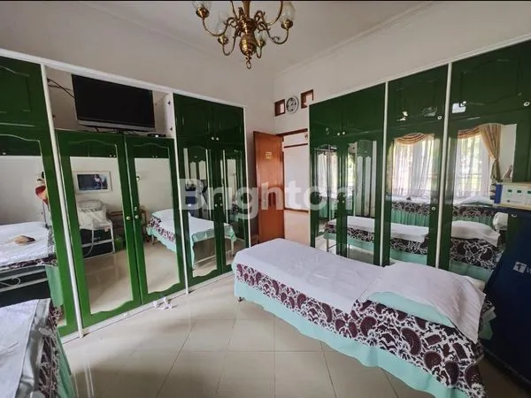 image RUMAH EXCLUSIVE BANGET DI DEPOK (4)