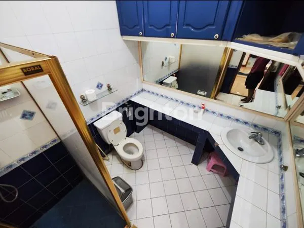 image RUMAH EXCLUSIVE BANGET DI DEPOK (5)