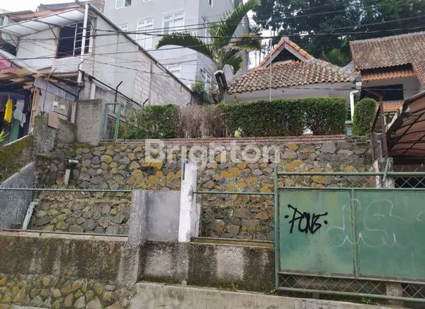 image RUMAH DENGAN TANAH YANG LUAS DI DAGO ATAS (1)