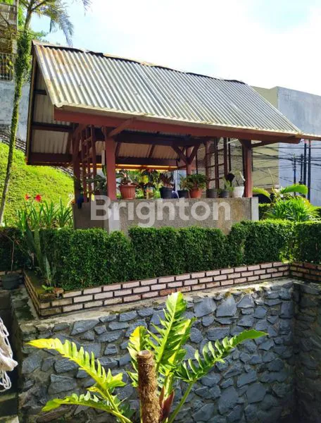 image RUMAH DENGAN TANAH YANG LUAS DI DAGO ATAS (2)