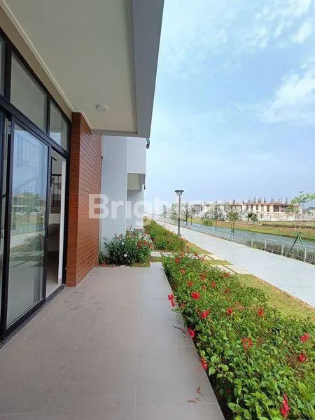 image RUMAH PIK2 CLUSTER DENVER HOEK 2 MUKA (2)