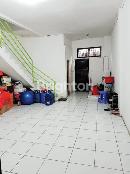 image RUKO DI KAMAL RAYA STRATEGIS (7)