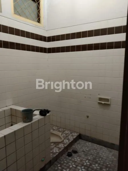 image TOKO STRATEGIS TENGAH PUSAT KOTA. DIKELILINGI PERTOKOAN, PERBANKAN BRI, MANDIRI, BANK BUMI ARTA, DLL (5)