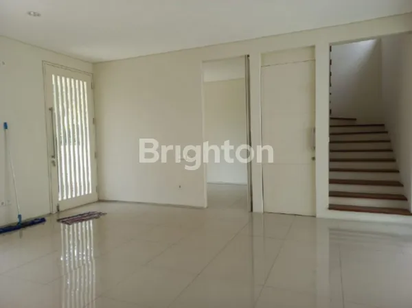 image SIAP HUNI TAMAN PUSPA RAYA CITRALAND 2 LANTAI MINIMALIS SURABAYA BARAT (2)