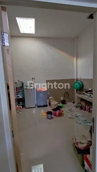 image RUMAH DI PUSAT KOTA SURABAYA, TAMAN WISATA REGENCY HARGA MURAH BANGET. AKSES KEMANAPUN MUDAH JARANG ADA LANGKA SIAP HUNI SEMI FURNISH (4)