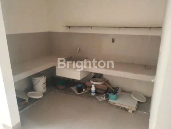 image RUMAH DI NIRWANA EXECUTIVE, ROW JALAN 3MOBIL LEBIH, SURABAYA (2)