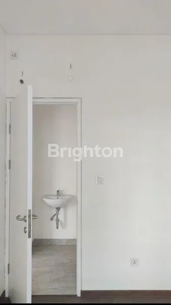 image RUMAH LAVON 2, KONSEP UNIK, BARU. TENANG, BERSIH, NYAMAN (4)