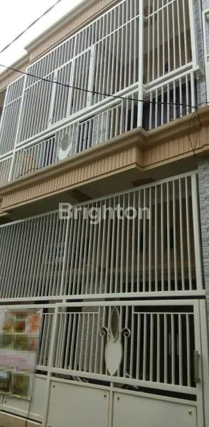 image RUMAH 2 LT DI JL SETRO KENJERAN SURABAYA  (6)