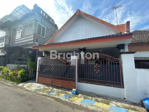 image RUMAH MURAH 2 LANTAI DEKAT BANDARA PAKIS (1)