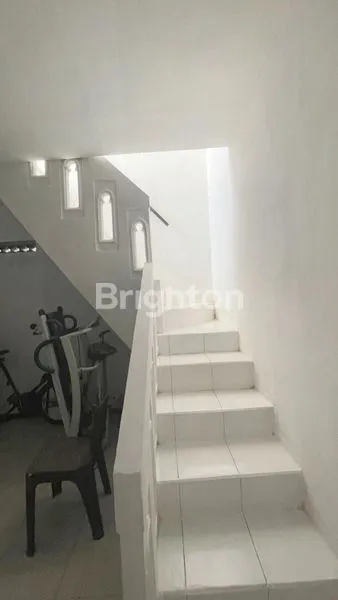 image RUMAH MURAH 2 LANTAI DEKAT BANDARA PAKIS (8)