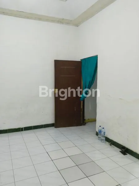 image RUMAH HITUNG TANAH HOEK 1 LANTAI JELAMBAR (5)