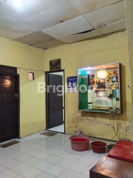 image RUMAH HITUNG TANAH HOEK 1 LANTAI JELAMBAR (8)