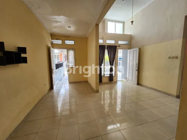 image RUMAH DI BORNEO PARADISO BALIKPAPAN  (4)