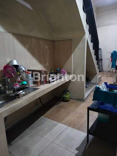 image RUKO 3 LANTAI DI PINGGIR JALAN UTAMA (2)