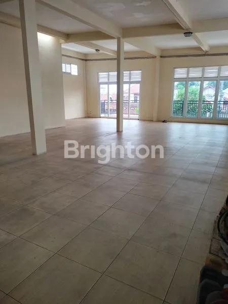 image RUKO 3 LANTAI DI PINGGIR JALAN UTAMA (7)