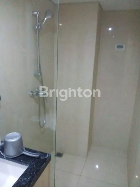 image APARTEMENT TENGAH KOTA, VIEW MENGHADAP UTARA, BISA LIAT KOTA BAWAH  (6)