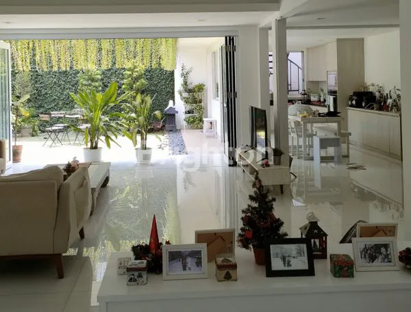 image RUMAH MERUYA UTARA  (6)