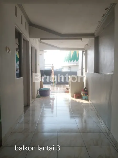 image RUMAH NYAMAN DAN ASRI 3 LANTAI DI JAGAKARSA JAKARTA (7)