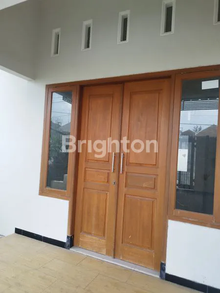 image RUMAH PERUMAHAN KOTA KEDIRI BERSIH  (2)