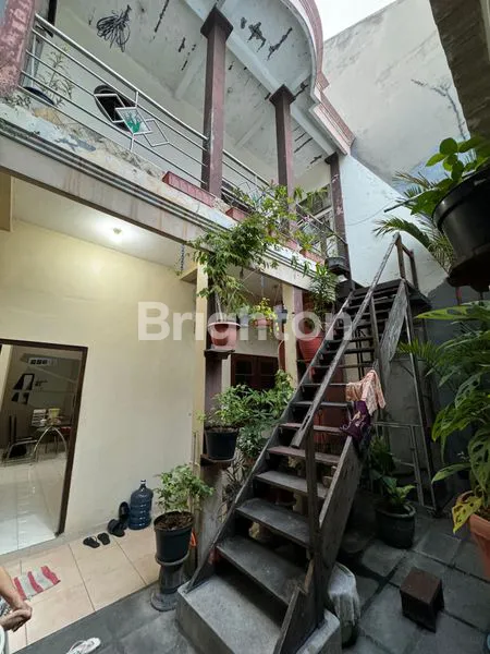 image RUMAH SIAP HUNI DI SURABAYA BARAT (8)